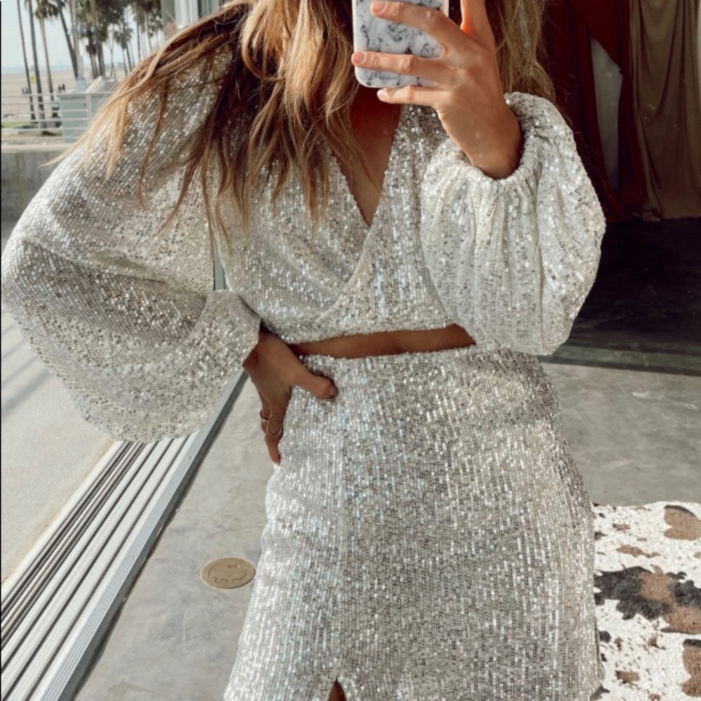 12th Tribe Edge of Midnight outfit. S top, M skirt